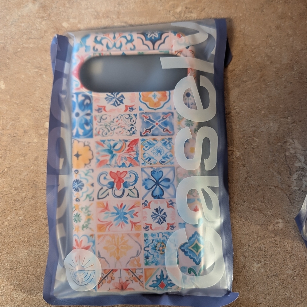 Google Pixel 10 Pro Colorful Patterned Phone Case - Picture 2 of 2